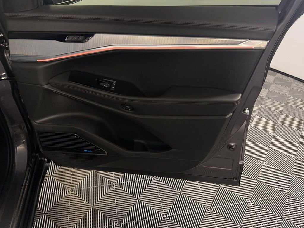 Used 2024 Gray Jeep Launch Edition image 36