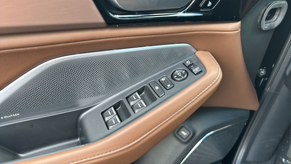 New 2026 Majestic Black Pearl Acura Technology Package image 30