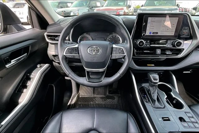 Used 2024 Gray Toyota XLE image 8