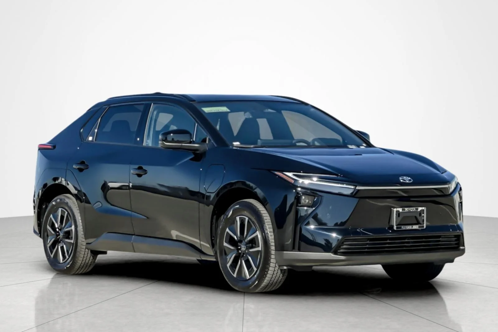 Certified Used 2026 BLACK METALLIC Toyota XLE Plus image 7