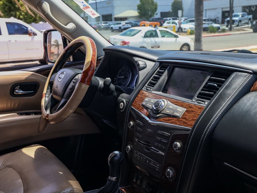 Used 2018 Brown Nissan SL image 17