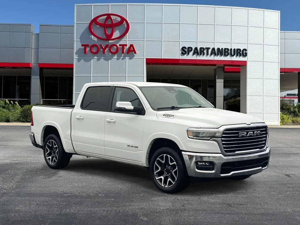 2025 RAM 1500 Laramie 4x4 Crew Cab 5'7's photo