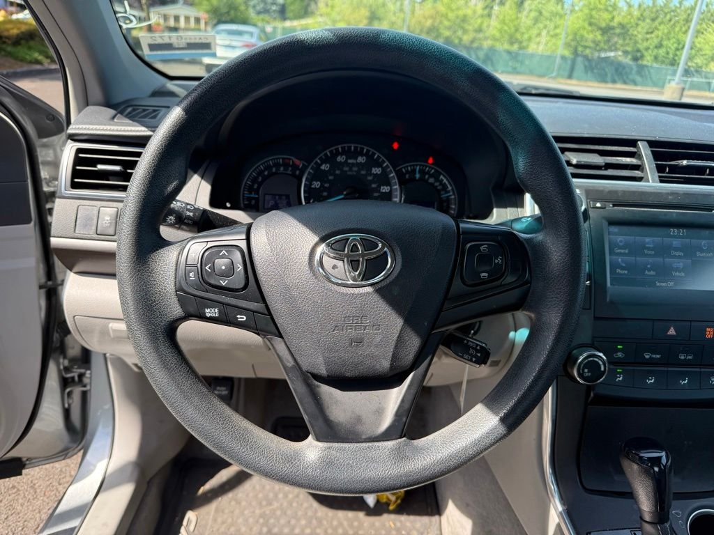 Used 2015 Celestial Silver Metallic Toyota LE image 10