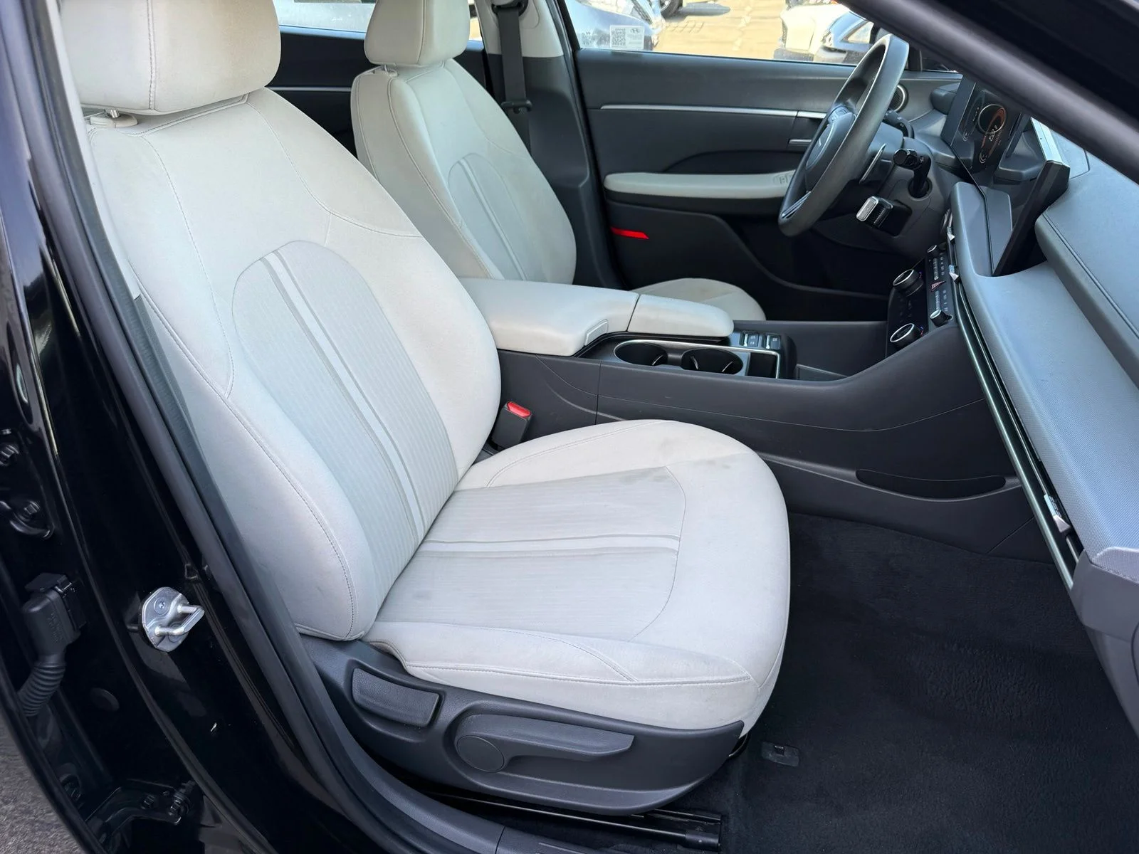 2024 Hyundai Sonata SEL - Photo 31