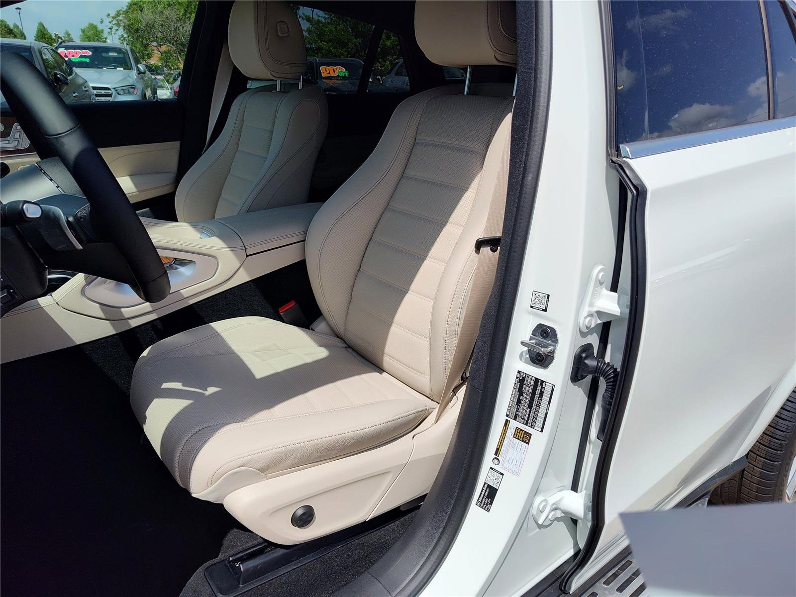 New 2026 Polar White Mercedes-Benz GLE 450 image 6