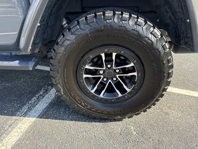 Used 2020 Gray Clearcoat Jeep Sport image 11