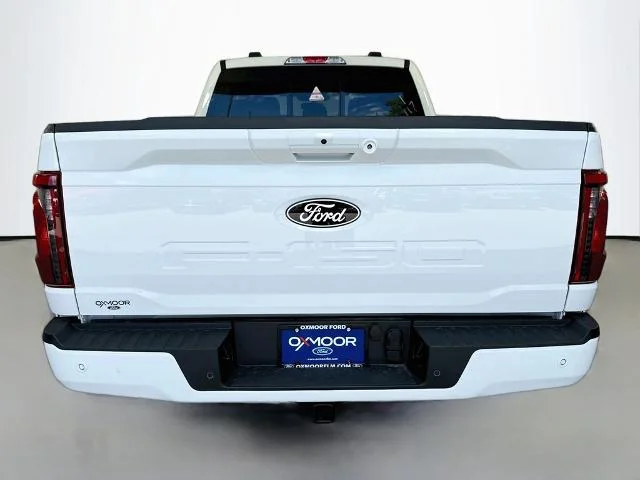 New 2026 Oxford White Ford XLT image 38