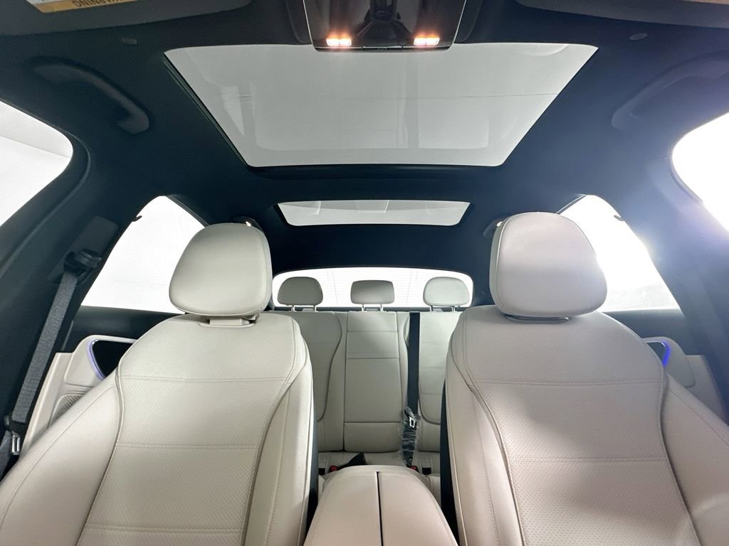New 2026 Twilight Blue Metallic Mercedes-Benz C 300 image 55