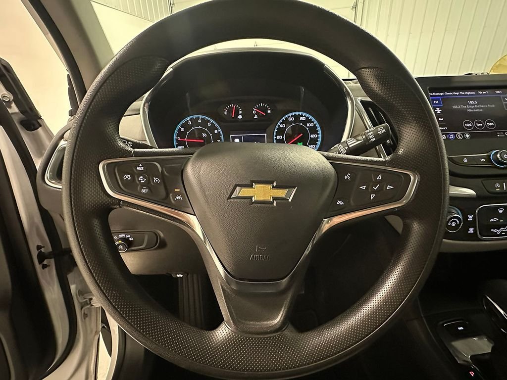 Used 2024 White Chevrolet LS image 33
