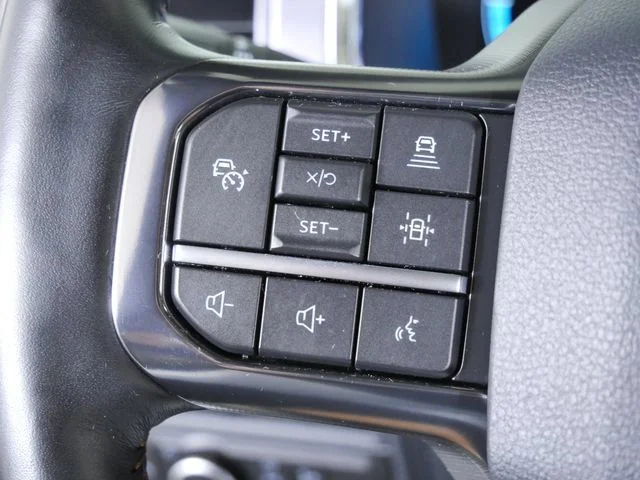Used 2021 White Ford Platinum image 26