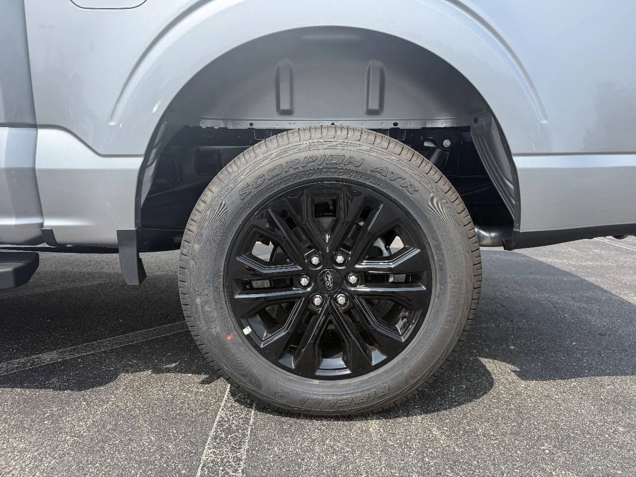 New 2026 Iconic Silver Metallic Ford XLT image 13