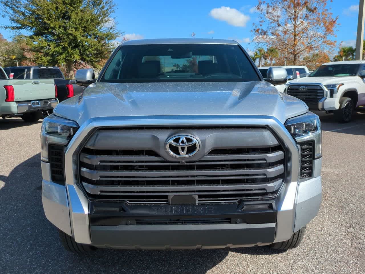 2026 Toyota Tundra Limited - Photo 9