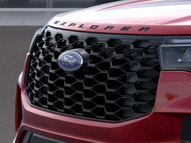 New 2026 Rapid Red Metallic Tinted Clearcoat Ford ST-Line image 40