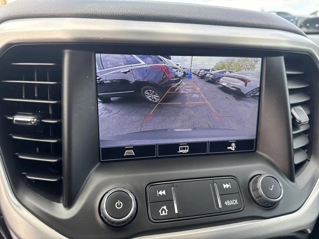Certified Used 2023 Silver GMC SLT image 17