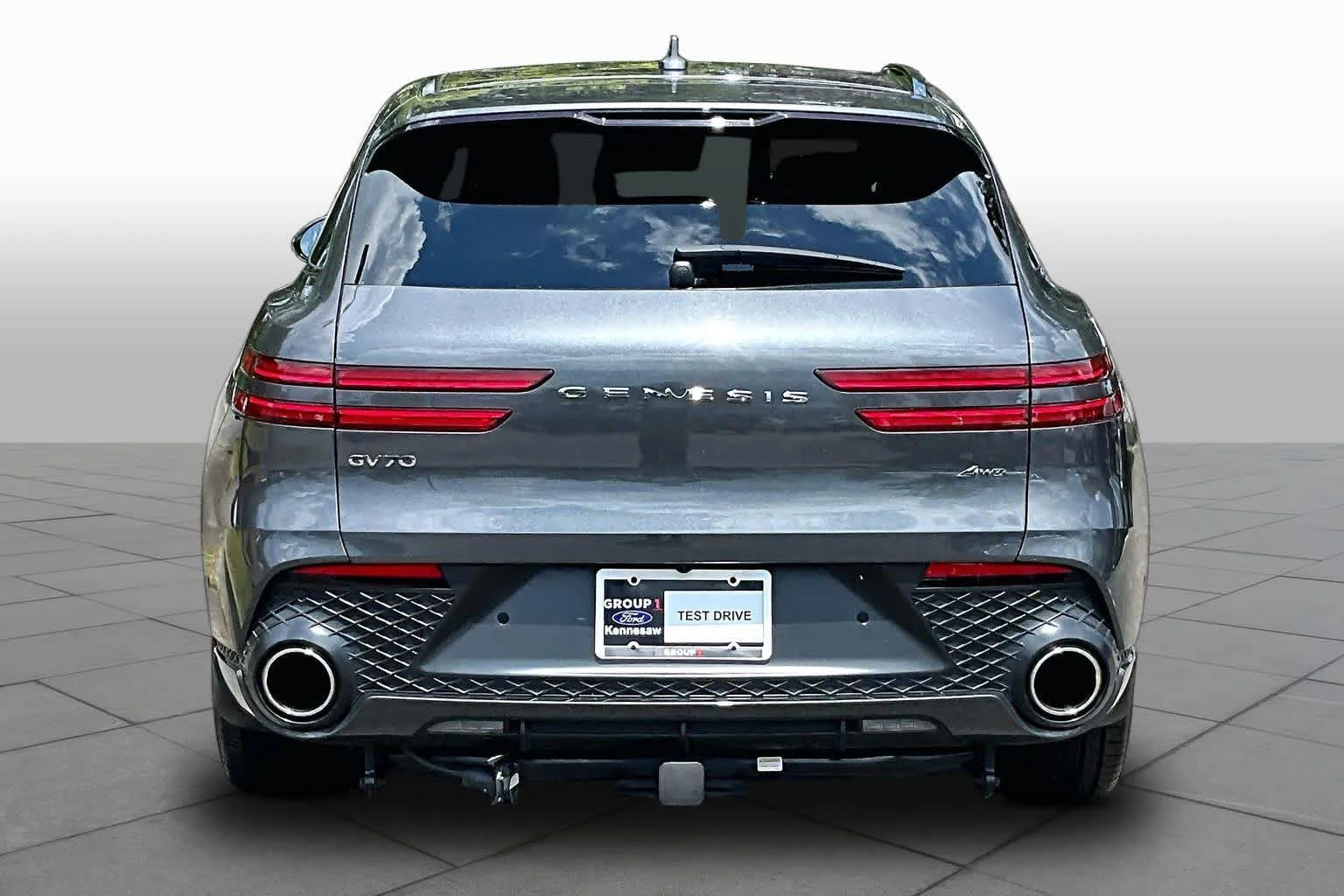 Used 2022 Himalayan Gray Genesis 2.5T image 5