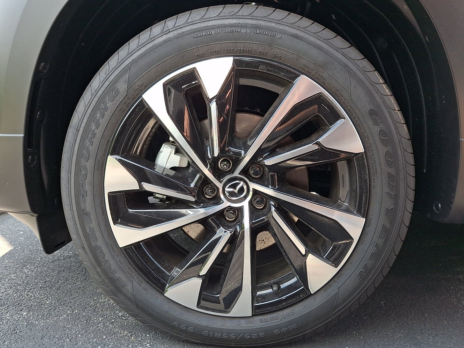 New 2026 Wind Chill Pearl Mazda Premium Plus image 4