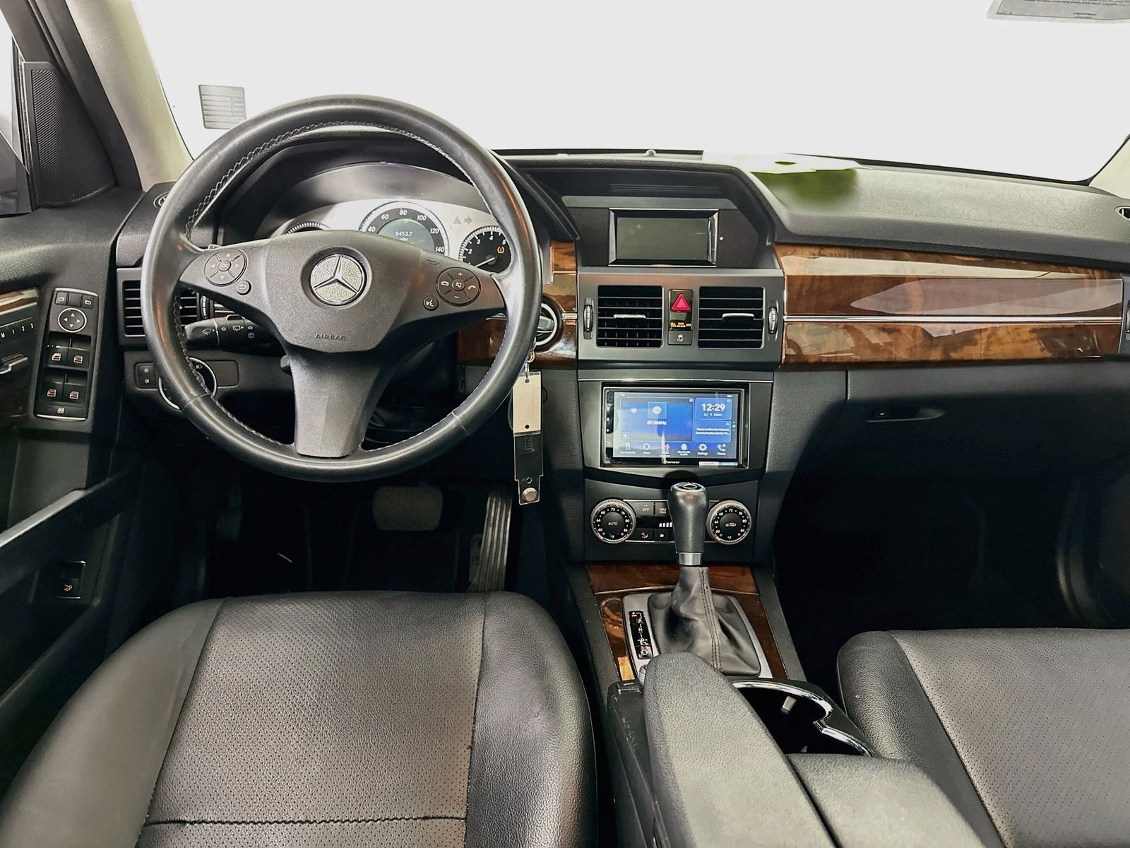 Used 2012 Palladium Silver Metallic Mercedes-Benz GLK 350 image 21