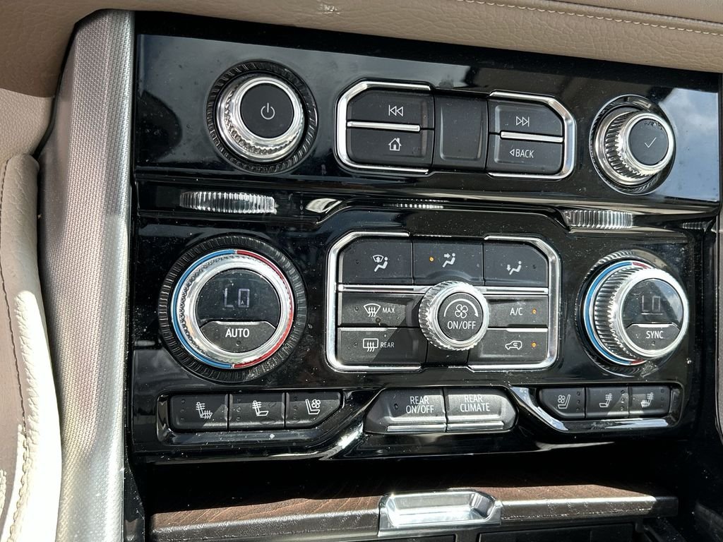 Used 2023 Blue GMC Denali image 19