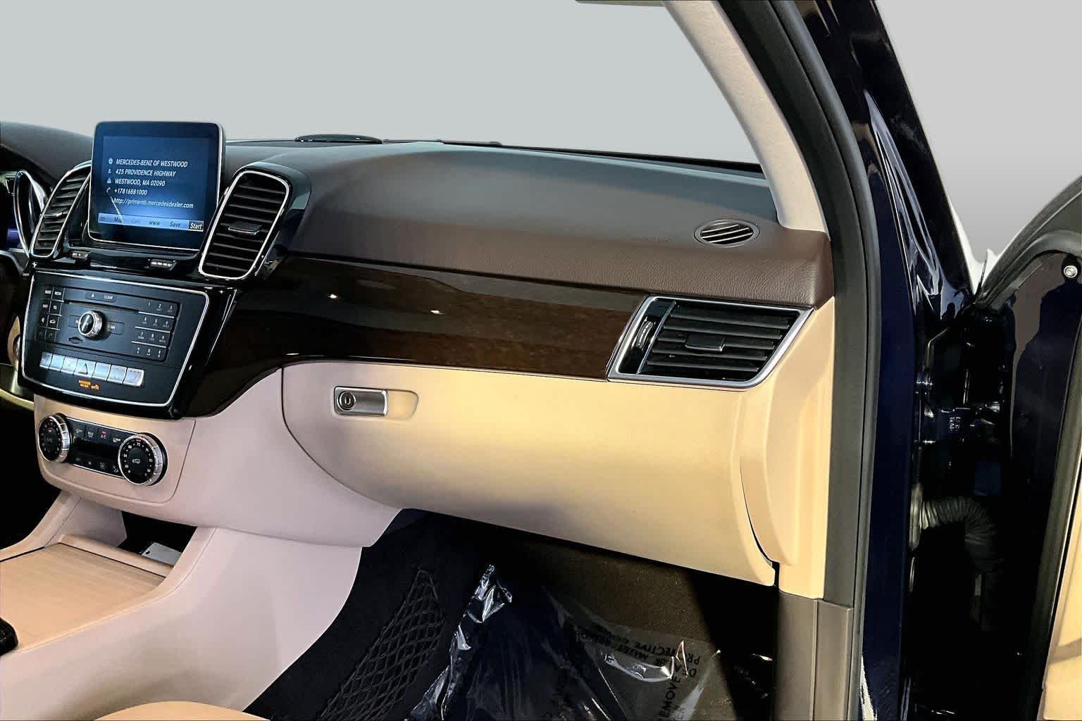 Used 2018 Lunar Blue Metallic Mercedes-Benz GLE 350 image 19