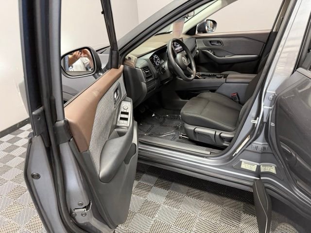 Used 2023 Gun Metallic Nissan S image 14