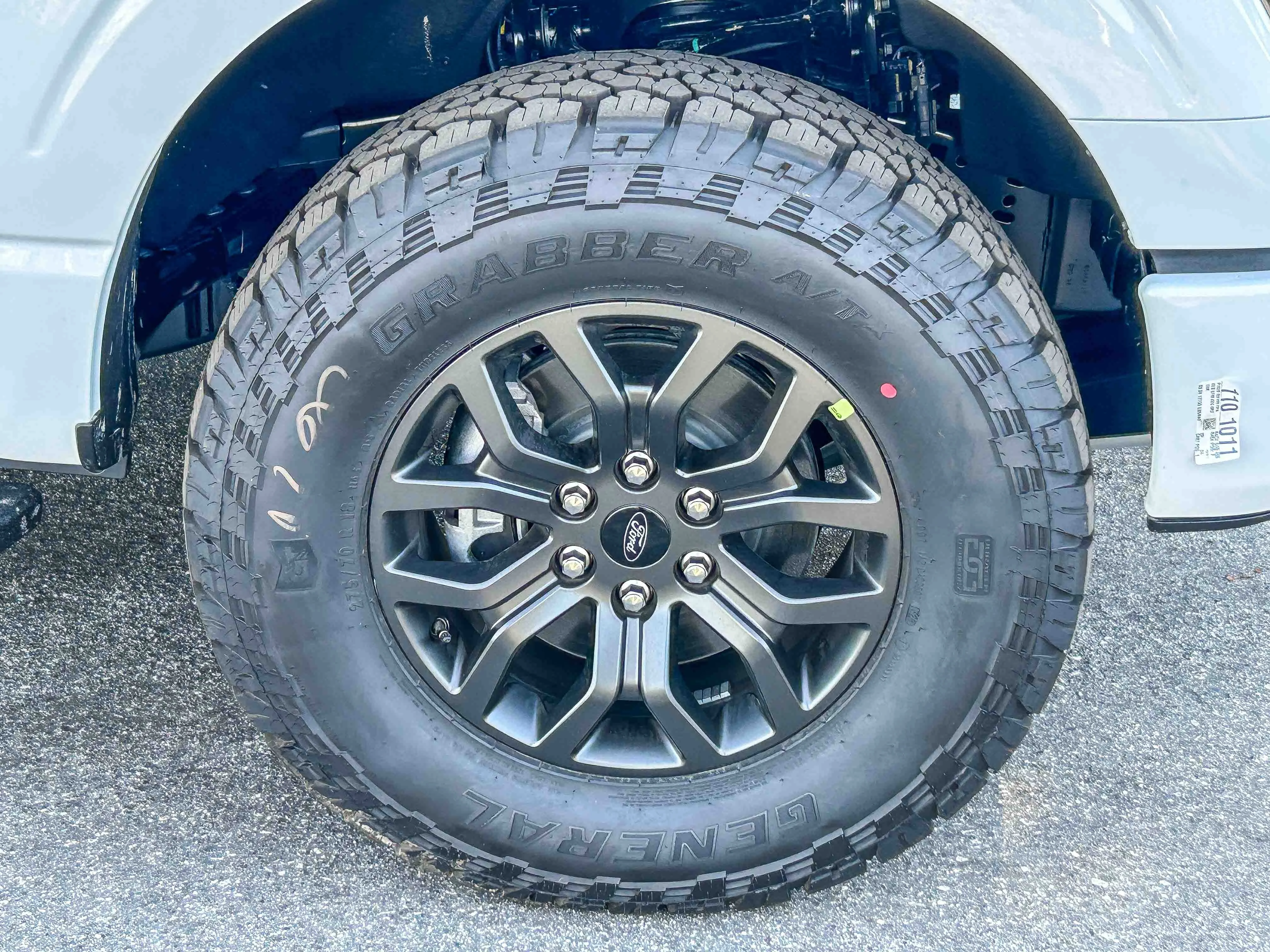 New 2026 Oxford White Ford Tremor® image 12