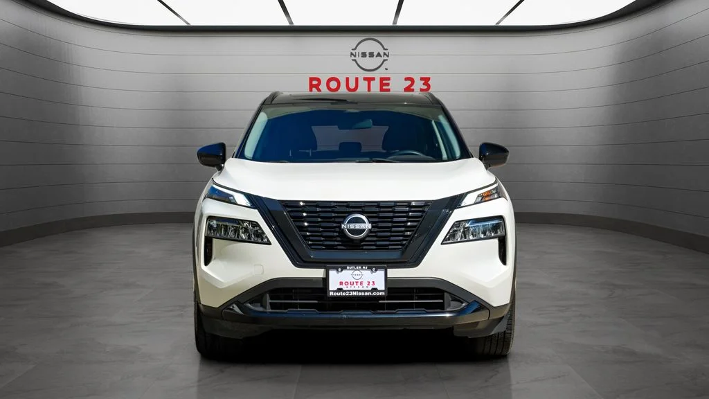 Certified Used 2023 White Nissan SV image 3