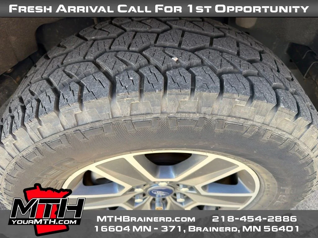 Used 2016 White Ford XLT image 5