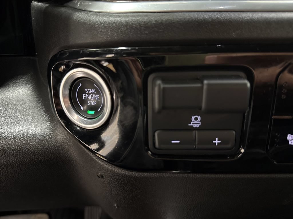 2025 Chevrolet Silverado 2500HD LT - Photo 21