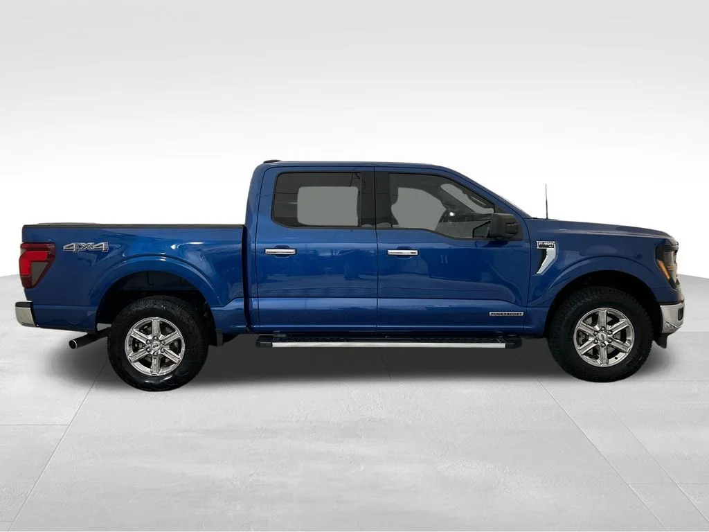 Used 2024 Blue Ford XLT image 7