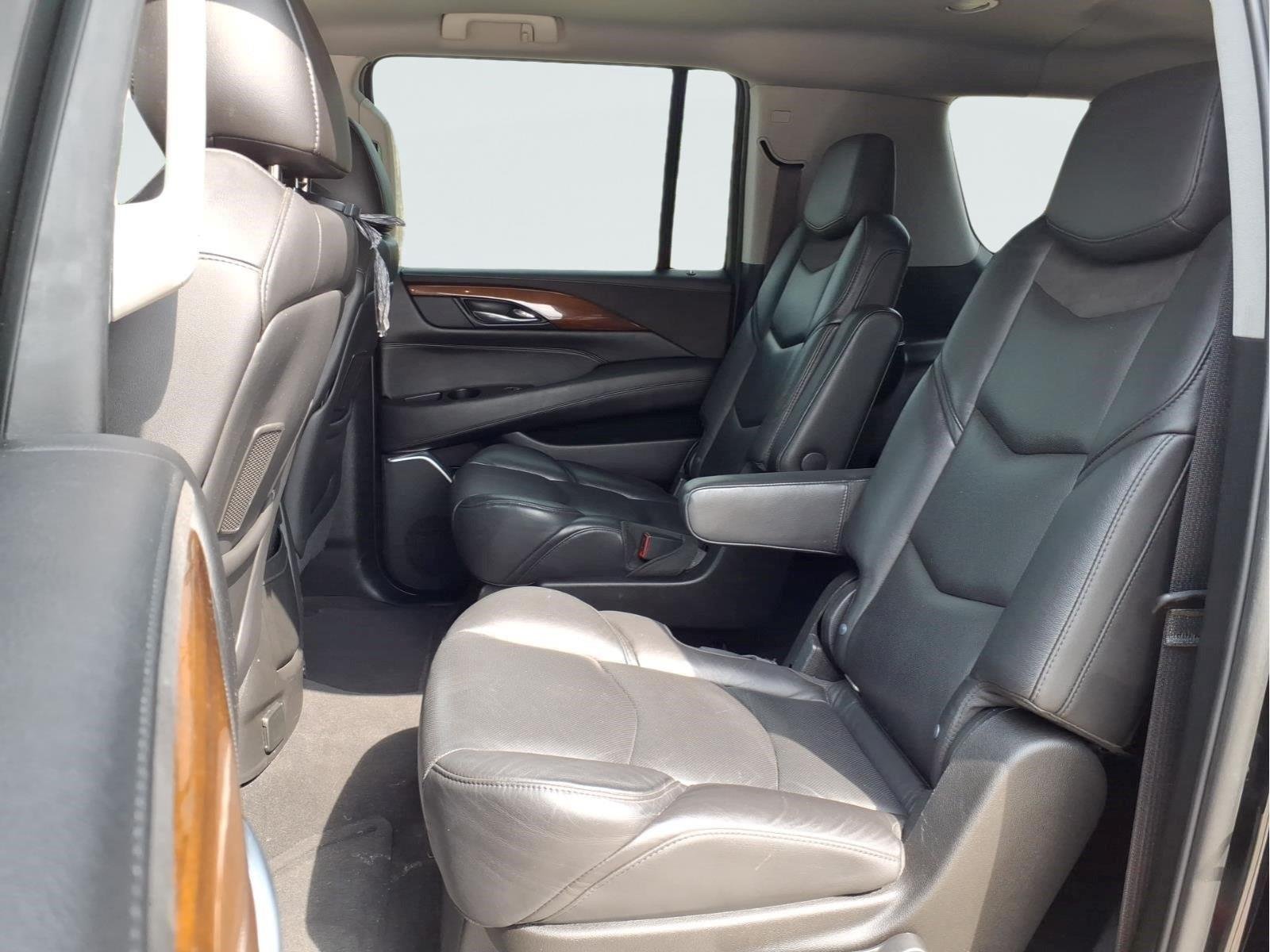Used 2020 Black Raven Cadillac SUV image 12