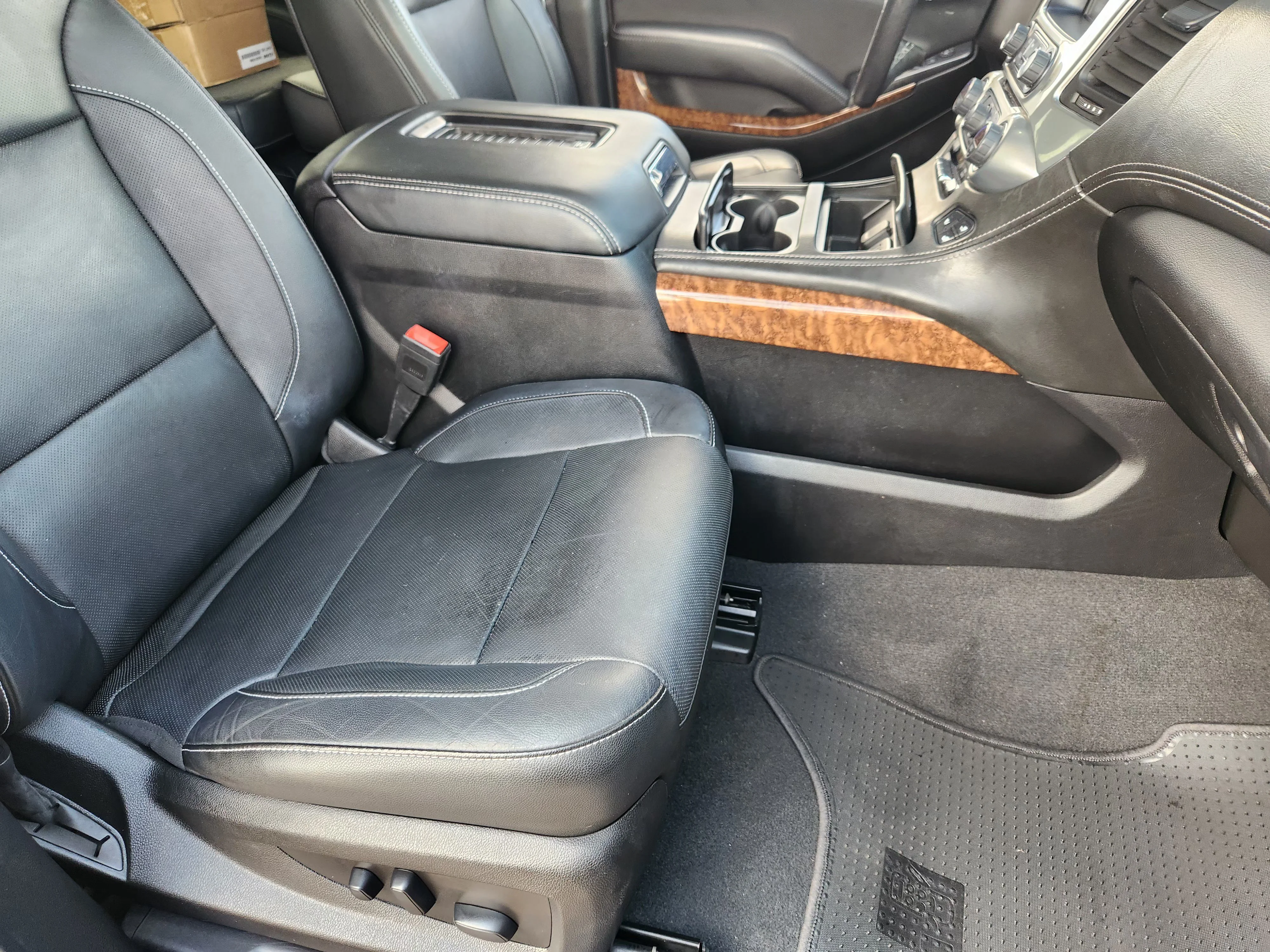 Used 2019 Black Chevrolet Premier image 15