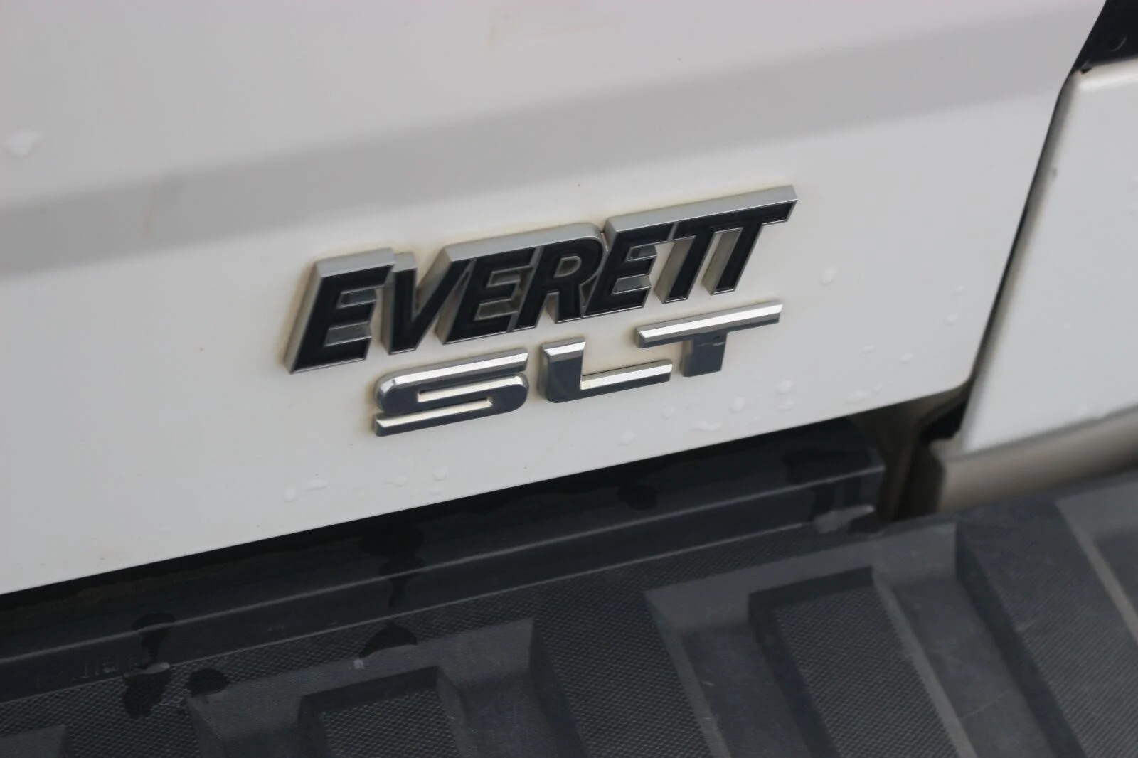 Used 2017 SUMMIT WHITE GMC SLT image 12