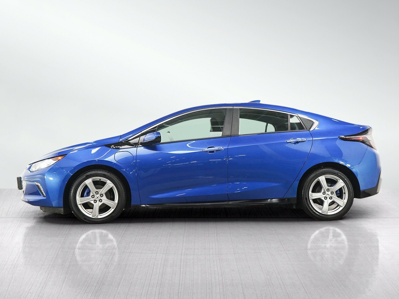 Used 2017 Kinetic Blue Metallic Chevrolet LT image 2