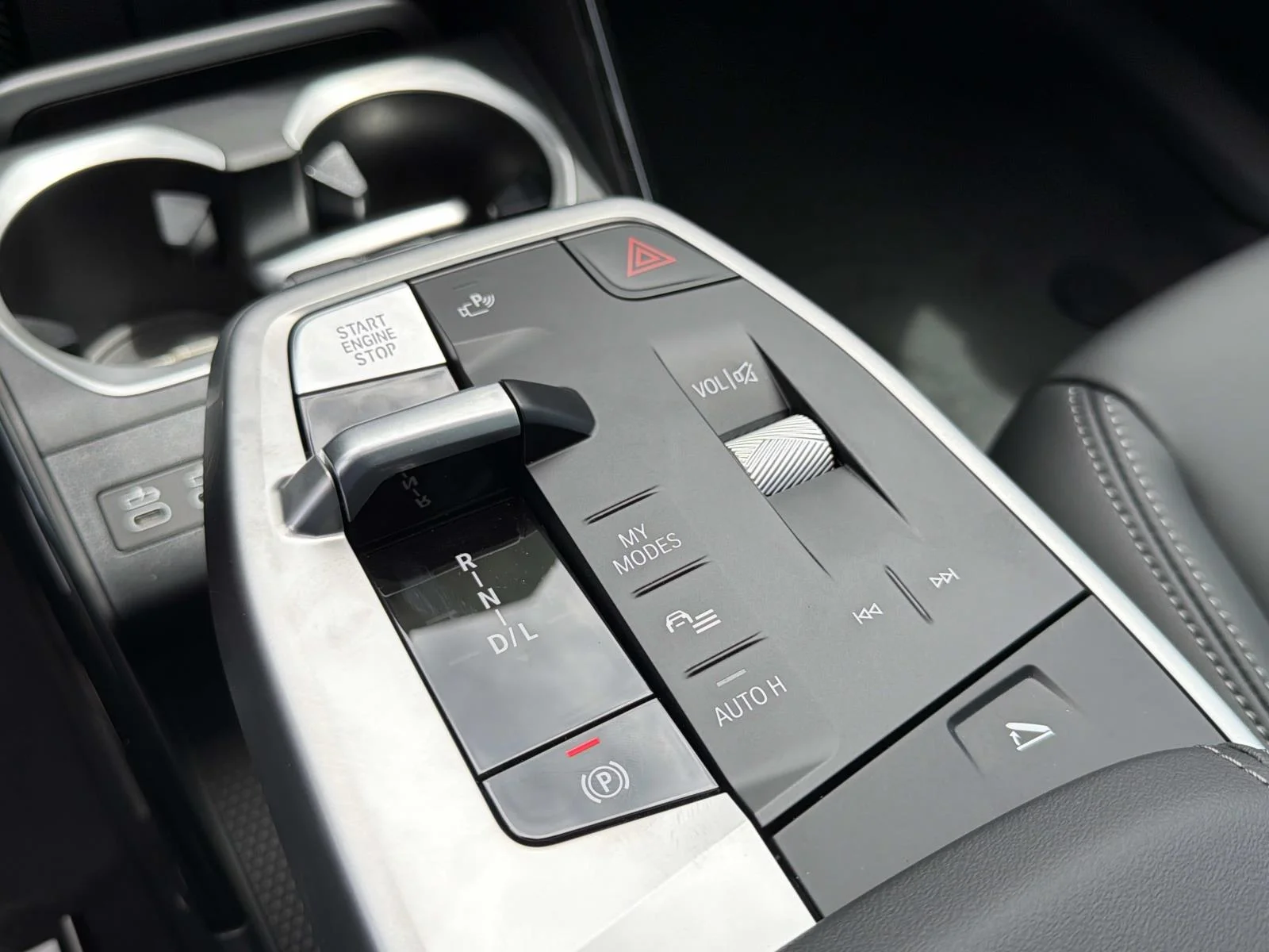 New 2026 Alpine White BMW xDrive28i image 24