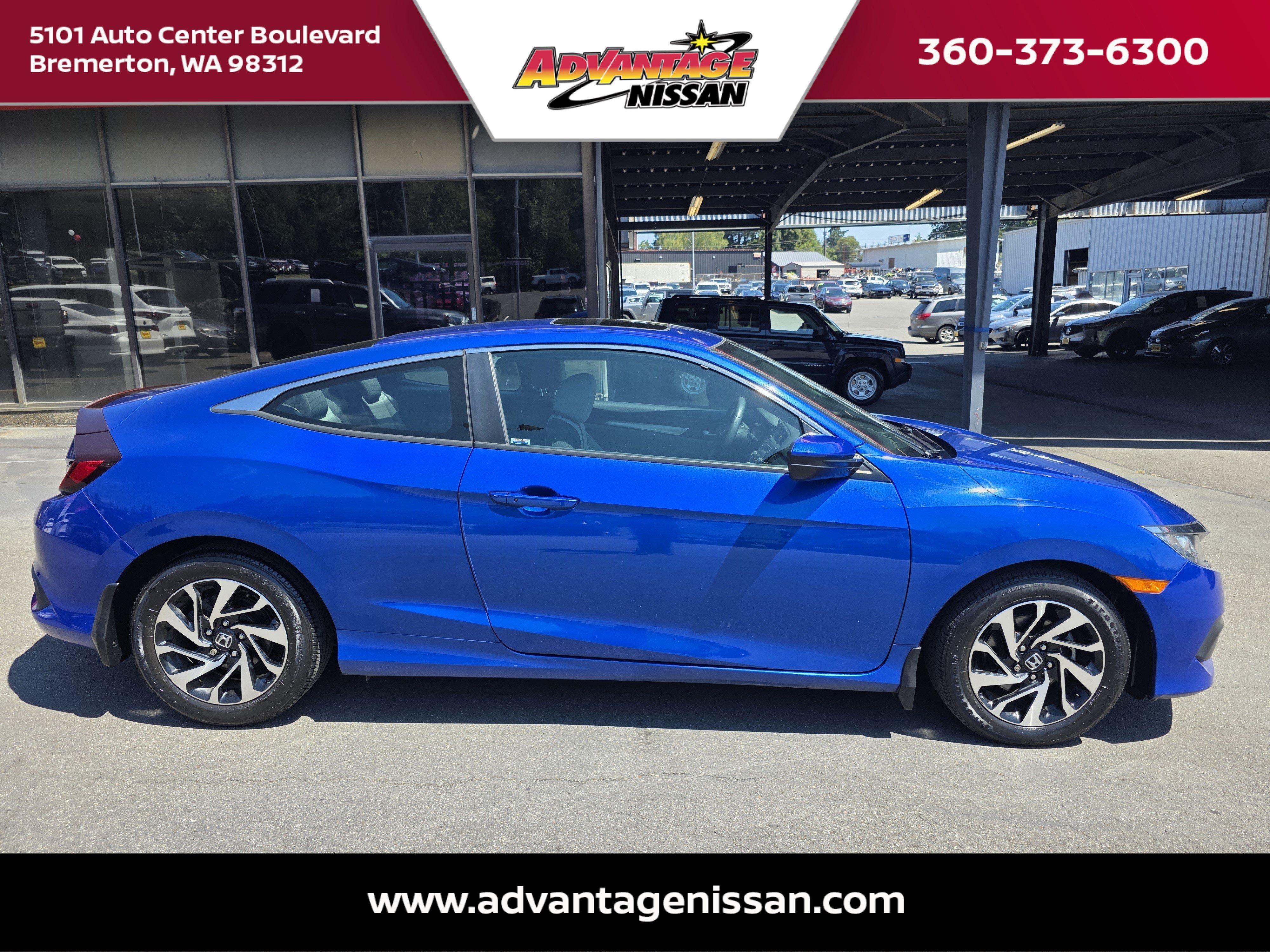 Used 2016 Aegean Blue Metallic Honda LX-P image 7