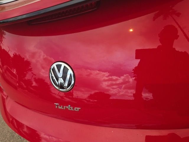 Used 2019 Red Volkswagen 2.0T SE image 5