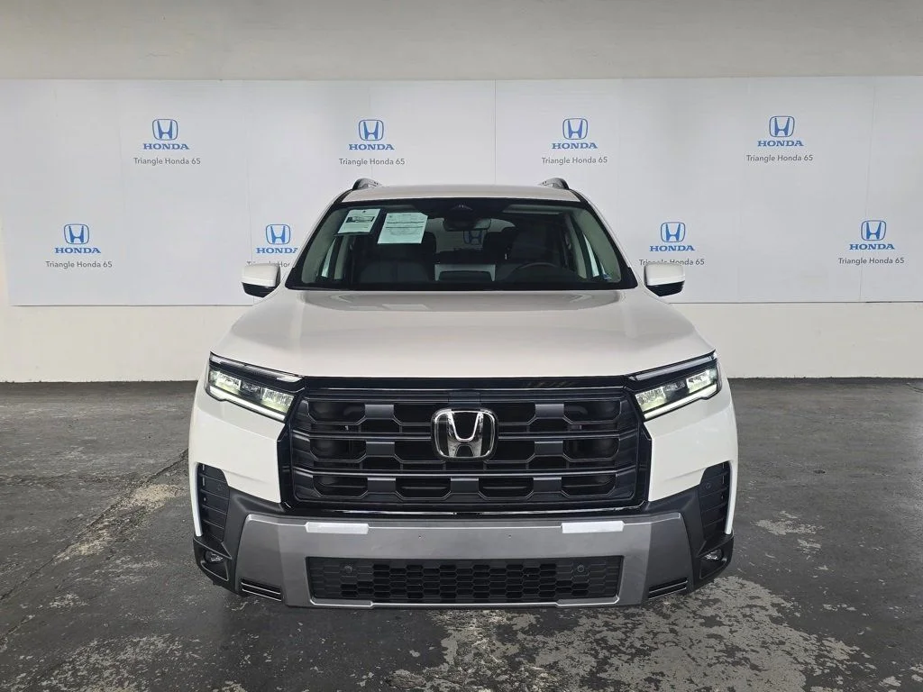 New 2026 White Honda EX-L image 3