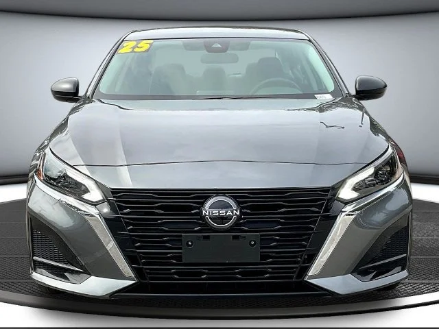 Used 2025 Nissan Altima SV with VIN 1N4BL4DV0SN381499 for sale in Orange Park, FL