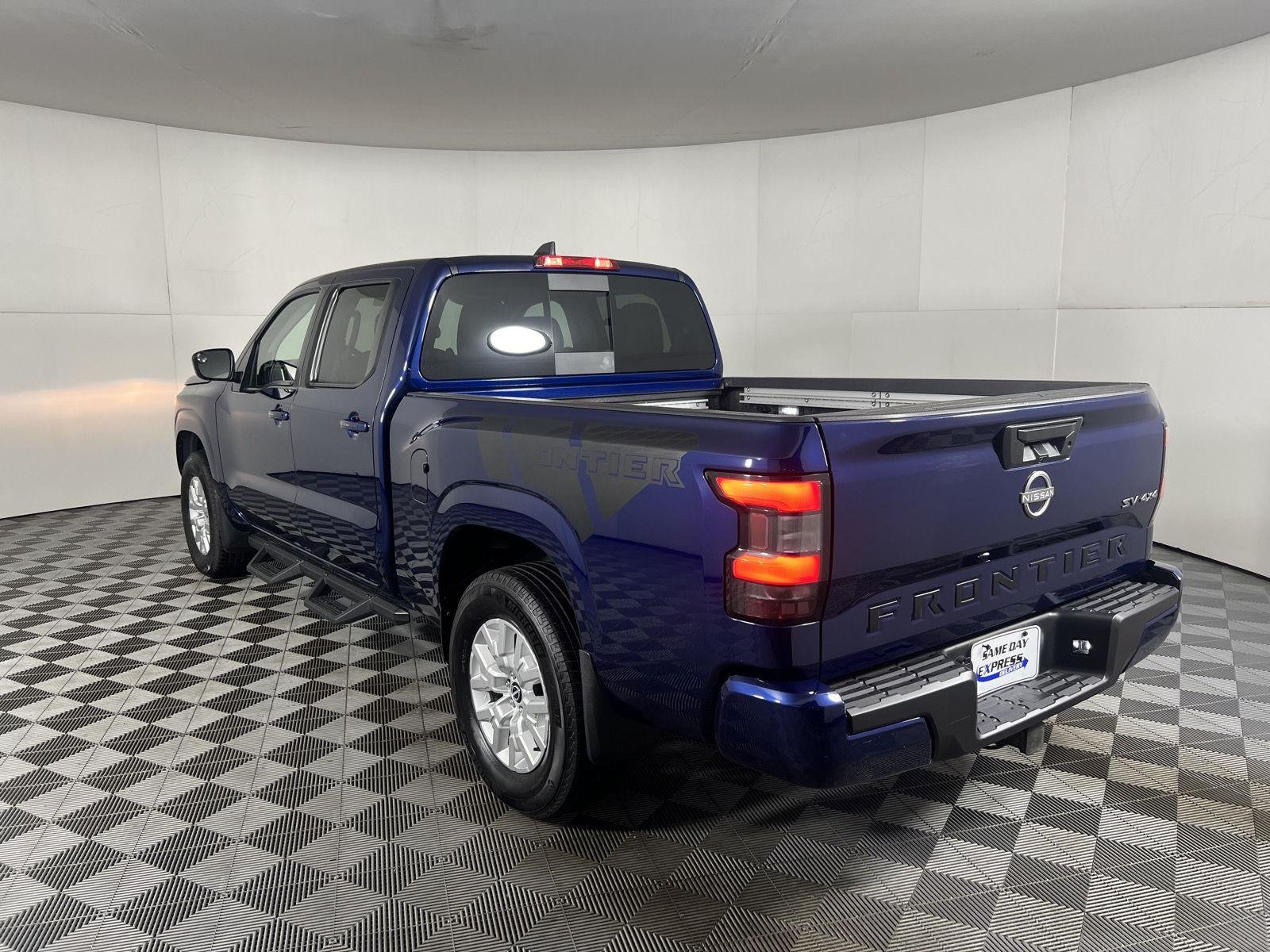 Used 2023 Deep Blue Pearl Nissan SV image 6