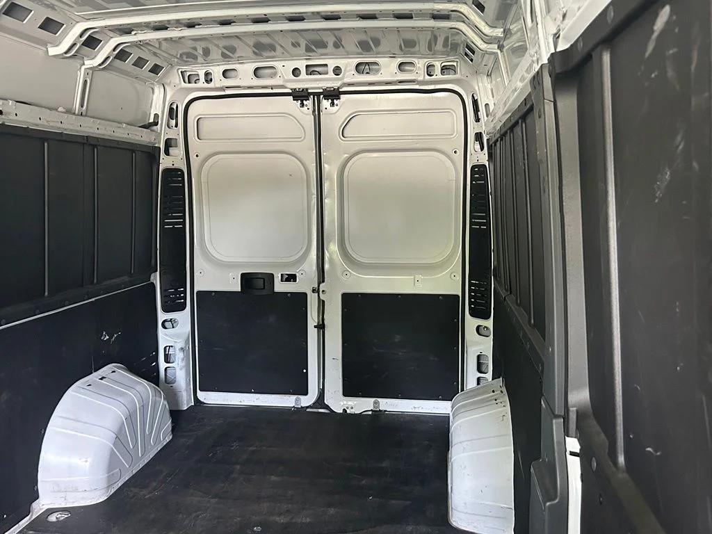 Used 2025 White Ram High Roof image 31