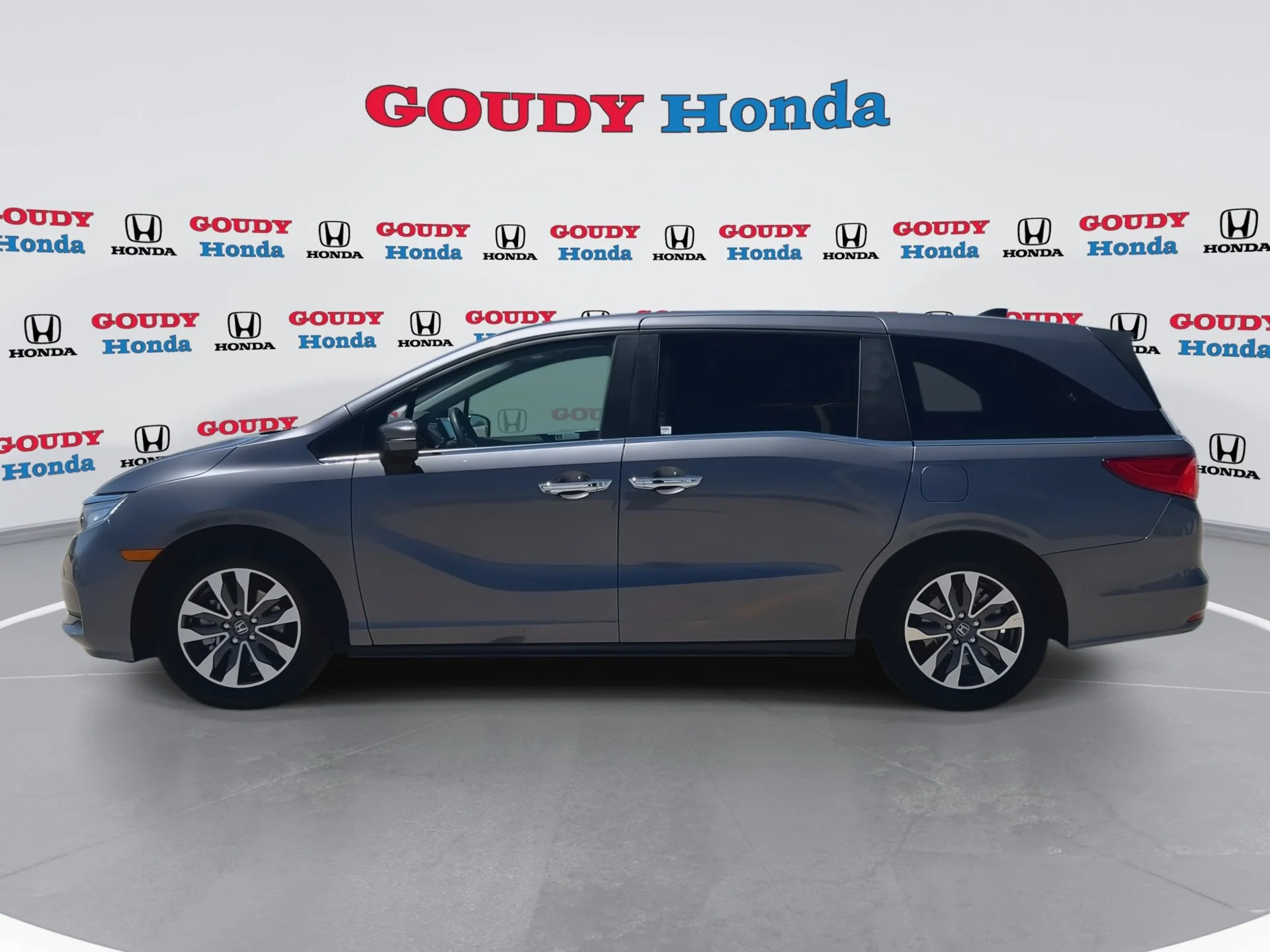 2024 Honda Odyssey EX-L - Photo 32