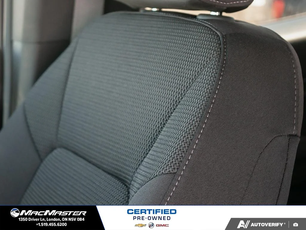 Used 2025  GMC Elevation image 26