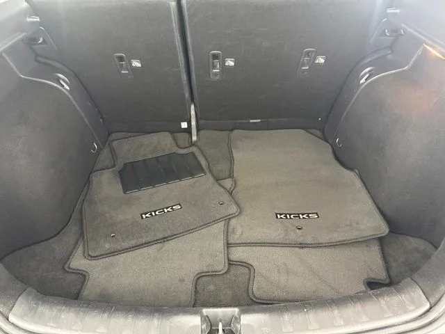 Used 2023 Gray Nissan SV image 25