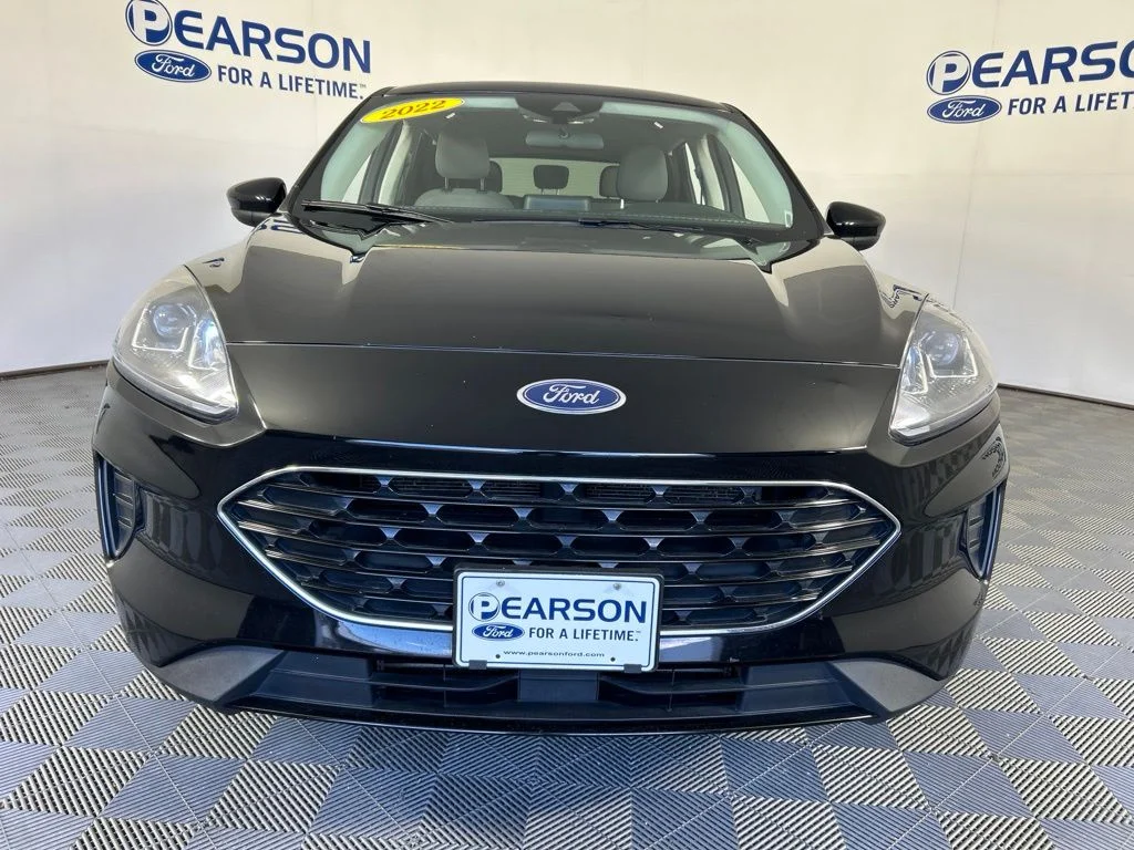 Used 2022 Ford Escape SE with VIN 1FMCU9G66NUB59018 for sale in Zionsville, IN