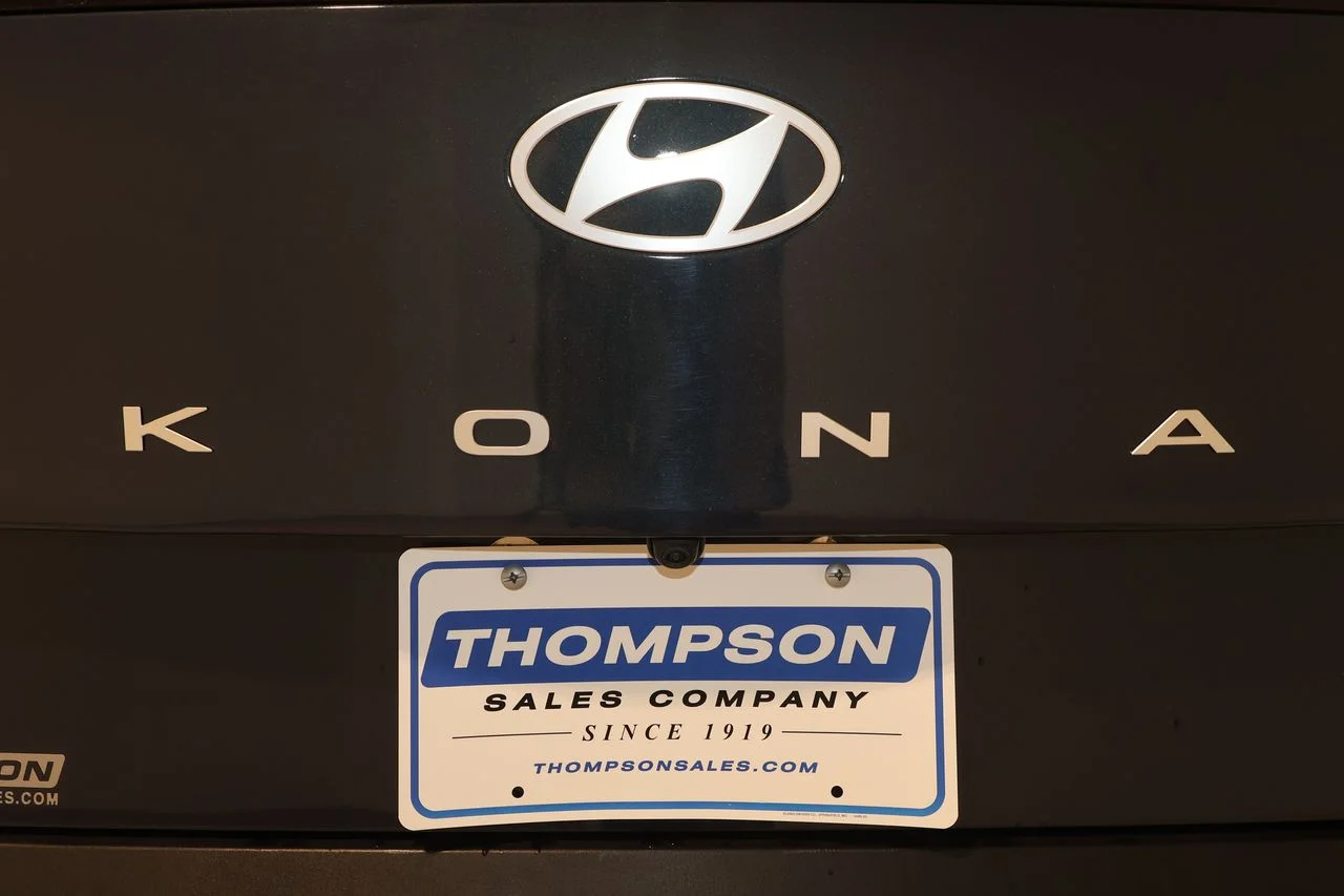 Used 2025 Blue Hyundai SEL image 35