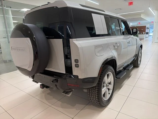 New 2026 Borasco Grey Land Rover X-Dynamic SE image 5