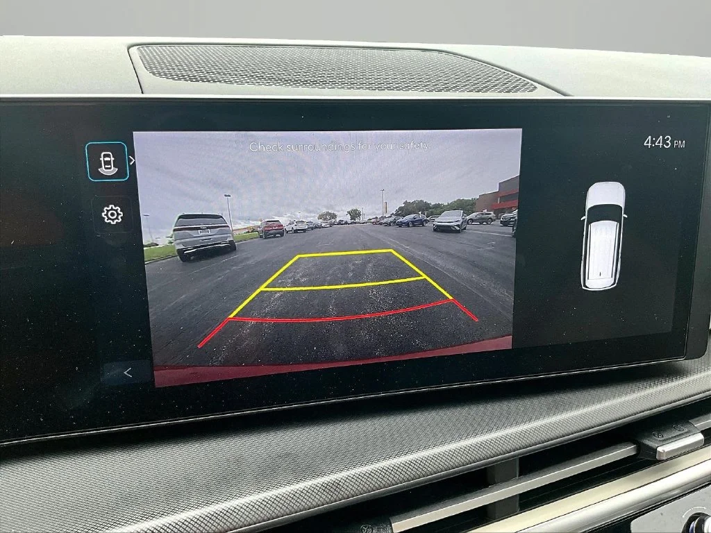 Used 2025 Red Hyundai SEL image 20