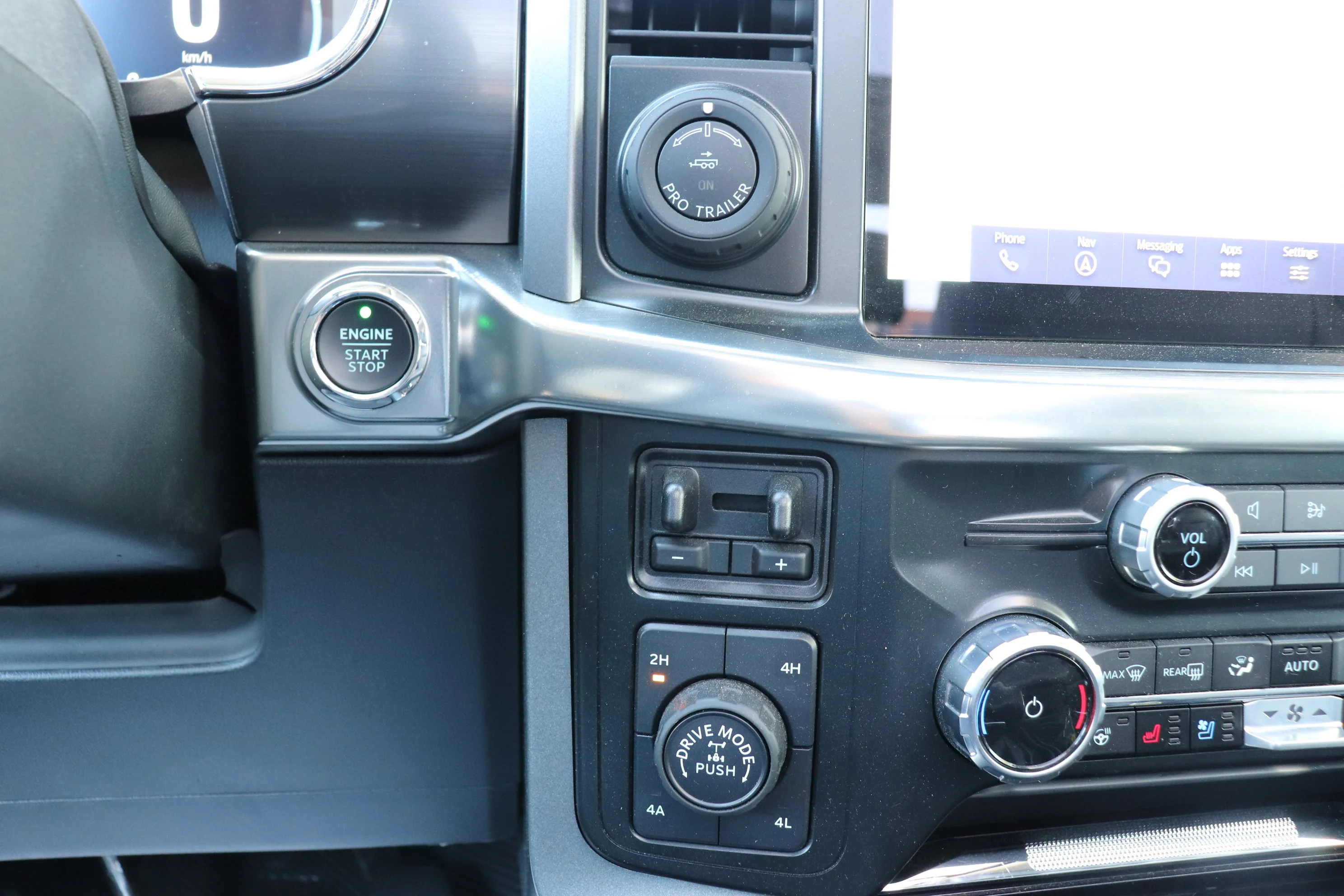 Used 2023 White Ford XL 4WD SuperCrew 5.5
