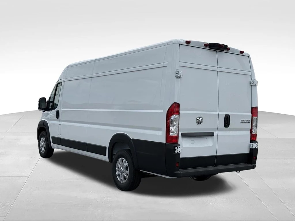 New 2026 Bright White Clear-Coat Exterior Paint RAM High Roof image 3