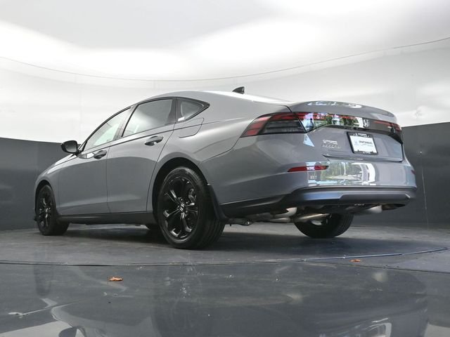 2025 Honda Accord SE - Photo 30